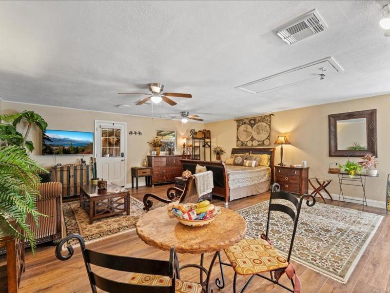 College Park-Orlando 5Star Villa Oasis - Home Away From Home - Quiet Neighborhood-Private Botanical Courtyard - Mins From Eola,Dt, Winter Park - Free Parking & Ev Plug In Экстерьер фото