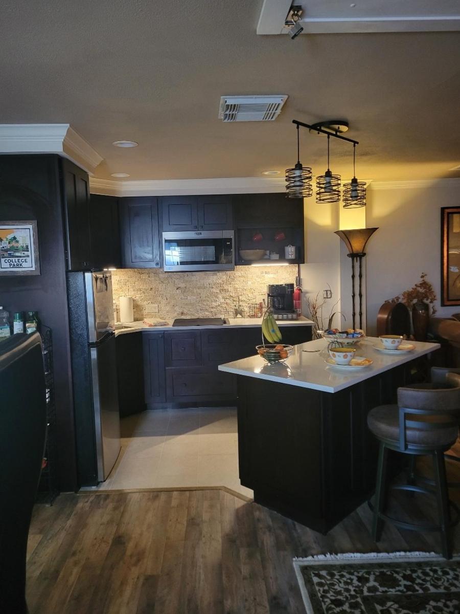 College Park-Orlando 5Star Villa Oasis - Home Away From Home - Quiet Neighborhood-Private Botanical Courtyard - Mins From Eola,Dt, Winter Park - Free Parking & Ev Plug In Экстерьер фото