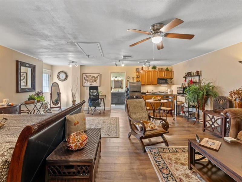 College Park-Orlando 5Star Villa Oasis - Home Away From Home - Quiet Neighborhood-Private Botanical Courtyard - Mins From Eola,Dt, Winter Park - Free Parking & Ev Plug In Экстерьер фото